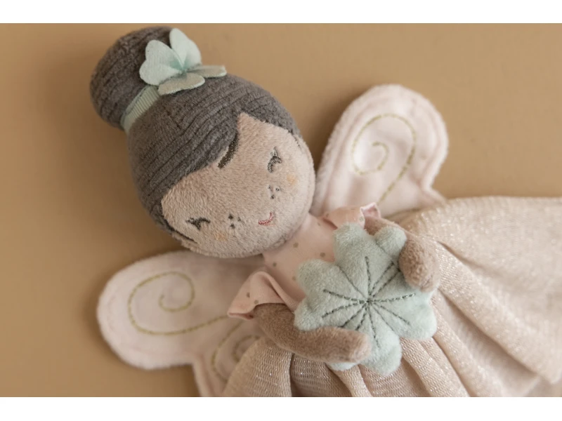 LITTLE DUTCH BÁBIKA ELLA VÍLA ŠŤASTIA 20 CM 1r.+ – Obrázok 8